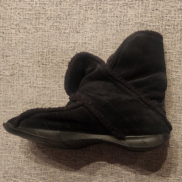 Black Puma Ladies boot/slipper size 7.5 - Picture 3 of 12